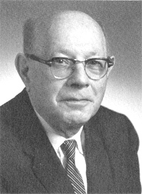 KronPortr1-200.jpg (44014 bytes)