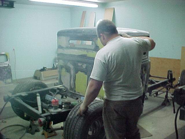 aaronbod1.jpg (37105 bytes)