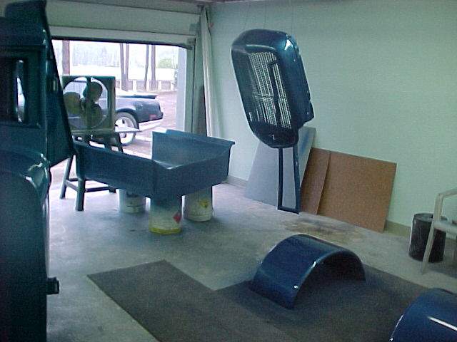 paintfinish1.jpg (40305 bytes)