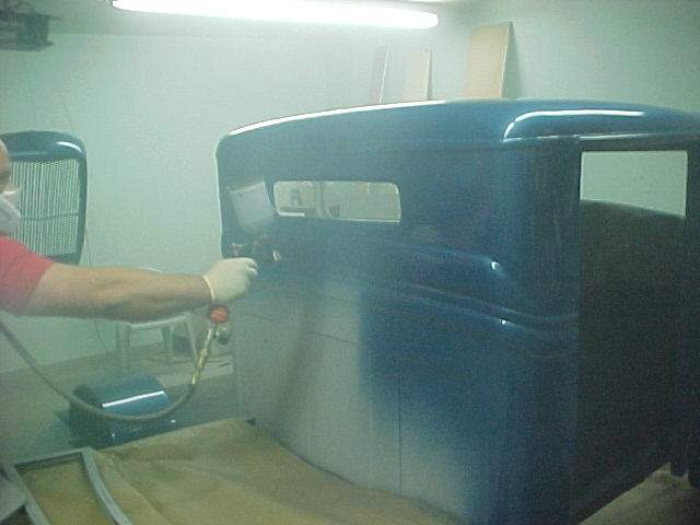 paintinggg1.jpg (29245 bytes)